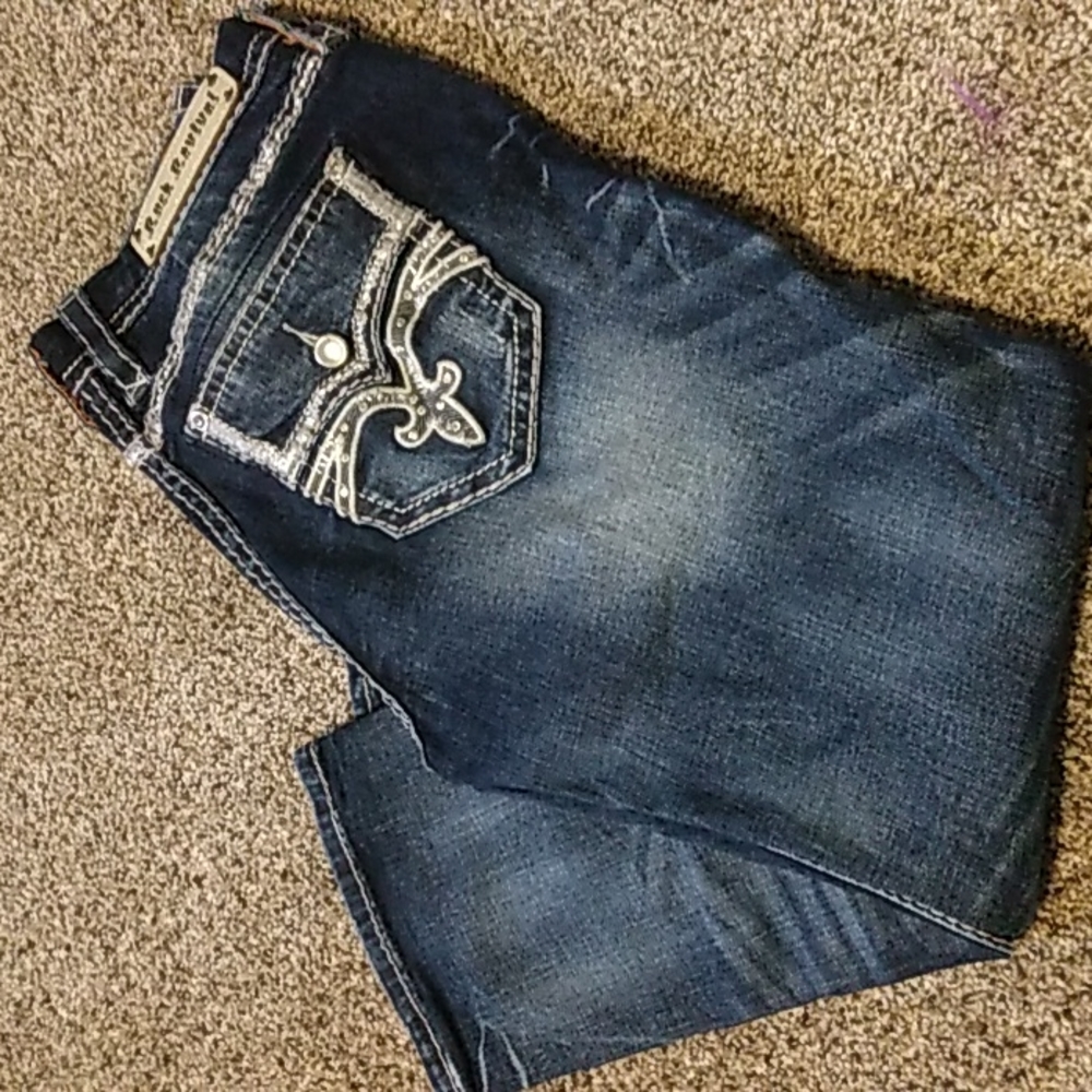 Rock revival  easy Capri